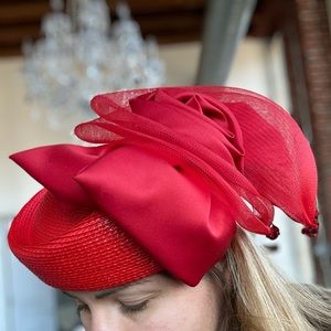 Pill box red hat, straw silk and horse hair